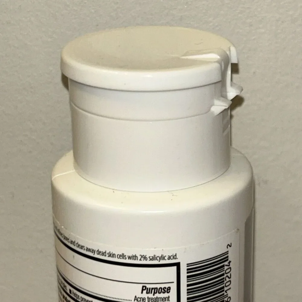 2x Obagi CLENZIderm M.D. Pore Therapy 5oz, Acne & Skin Treatment Exp. 12/2027 - Picture 8 of 10